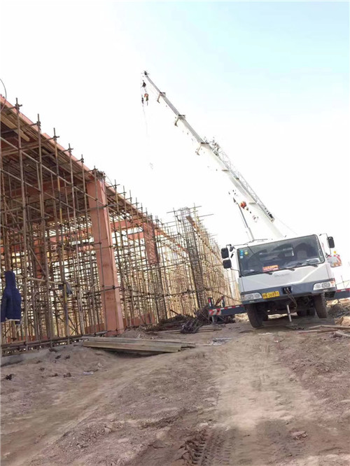 新郑市吊车作业的安全注意事项有哪些？