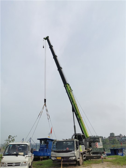 新郑市桥梁建设吊装案例